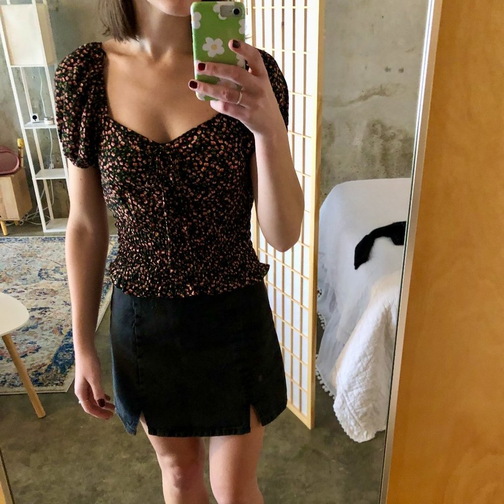 Sienna Sky Floral Top XS Black / Red